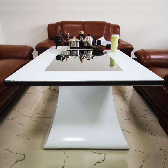 コーヒー会合テーブルのために表示多タッチ画面のキオスクを広告する43インチのタッチスクリーンの相互スマートなテーブルLCD